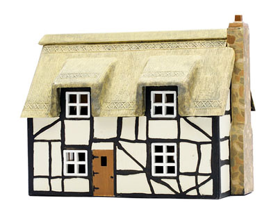 C020 THATCHED COTTAGE