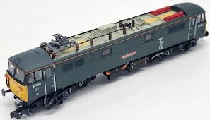 2D-087-006D Dapol CLASS 87 ROYAL SOVEREIGN 87002 DCC