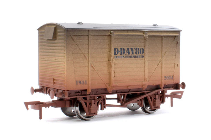 4F-011-129 Ventilated Van D Day 80th Anniversary Weathered
