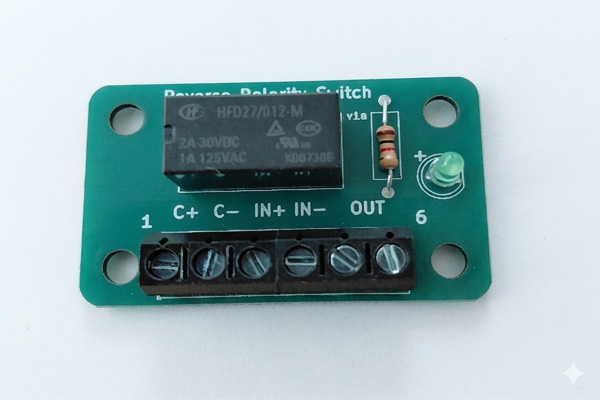 219-005 12v Reverse polarity switch unit