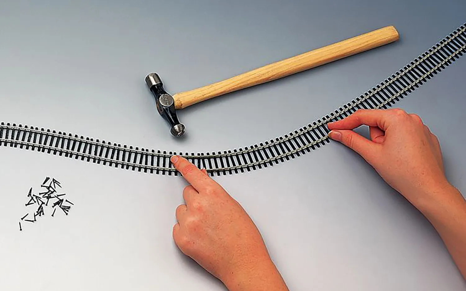 R8090 Hornby Semi-Flexible Track (915mm)